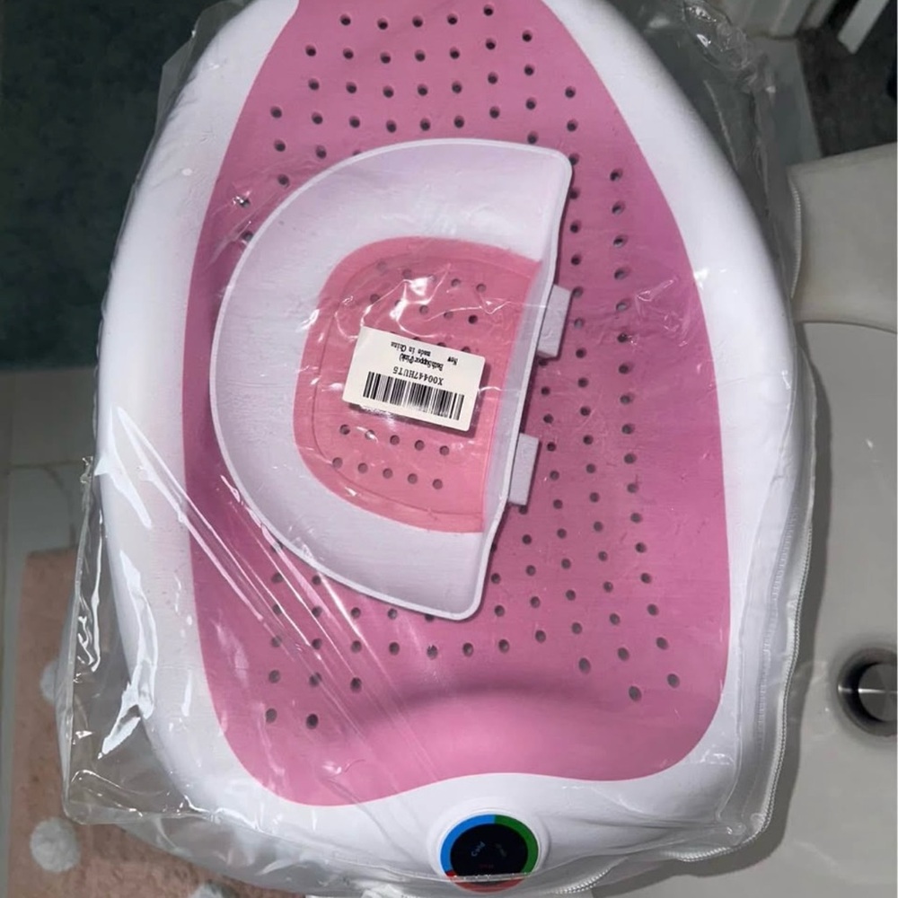 Pink and White baby bathtub